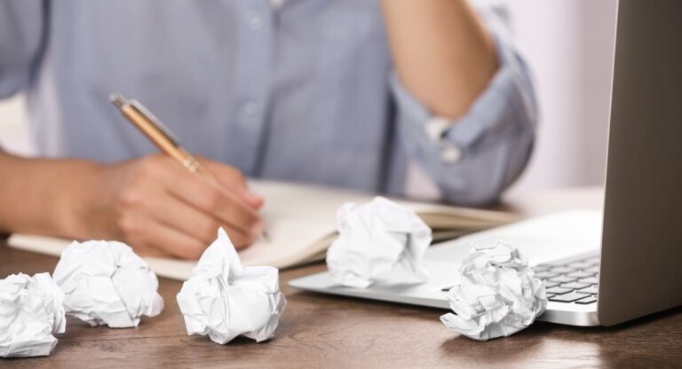 CV : les 7 choses à supprimer en 2025